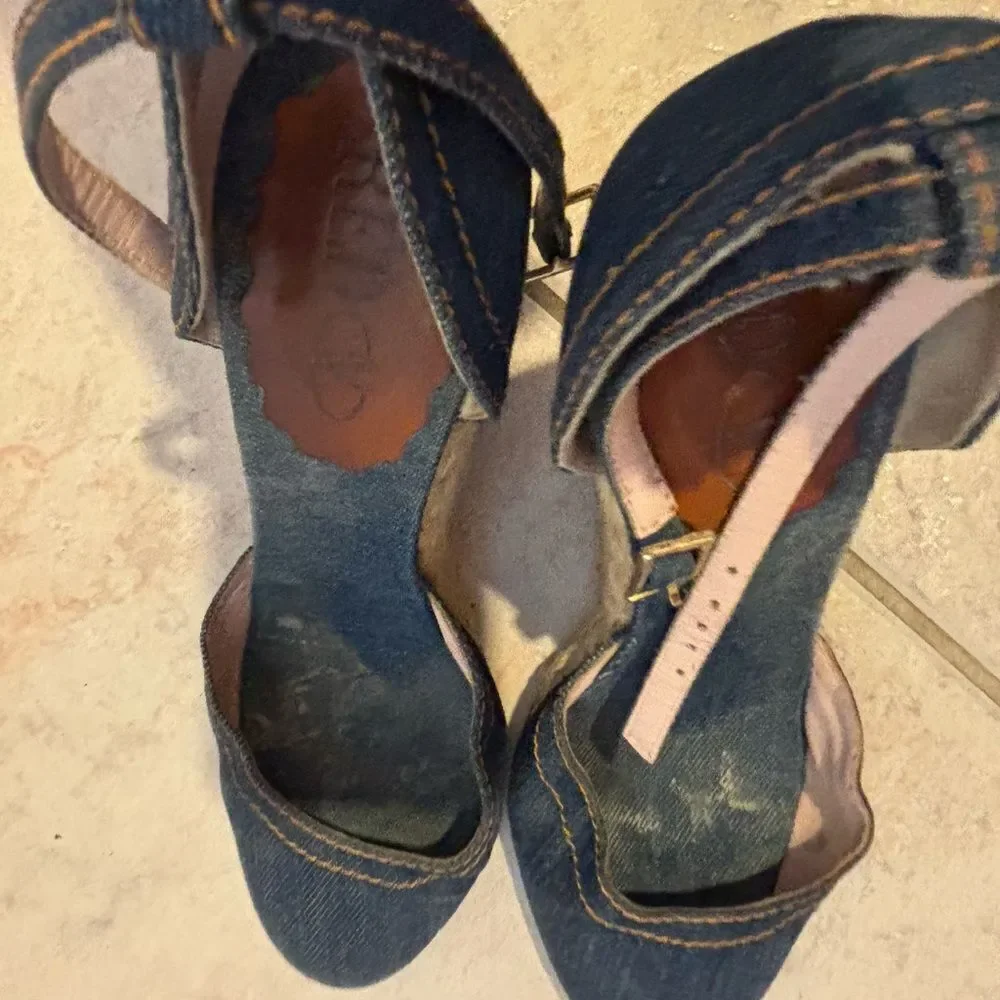 RED Valentino liquidation sale